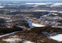 На фоне новых атак по россиянам на Балтике, в Финляндии нашли три беспилотника, вероятно, из Украины