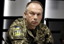 Россия бросила тысячи военных в штурмы, но не прорвала фронт, — Сырский