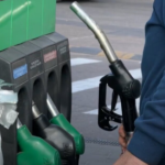 Цены на бензин: эксперт объяснил, из-за кого топливо рекордно подорожало