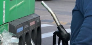 Цены на бензин: эксперт объяснил, из-за кого топливо рекордно подорожало