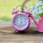 Украина перейдет на летнее время: когда и куда переводить стрелки часов