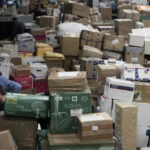 Посылки из-за рубежа резко подорожают: Минфин установил новый порог для обязательного НДС