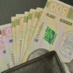 Две масштабные выплаты: Зеленский анонсировал помощь украинцам в апреле