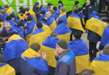 Украина вернула из российского плена 200 военных. Среди них – защитники Мариуполя, — ФОТО