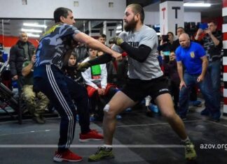 Война, стихи и вершины. История мариупольца Евгения Юрочкина, не сломавшегося в плену