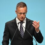 Сийярто обвинил страны Балтии в том, что они «играют под дудку Зеленского»