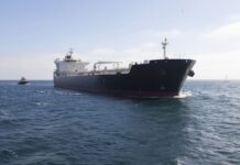 Иран шантажирует Европу: КСИР откроет проход через Ормузский пролив, но есть жесткое условие