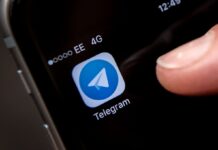 Протестовали за Telegram: в РФ на митингах против блокировки интернета задержали 12 человек
