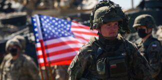 США срочно перебрасывают тысячи военных на Ближний Восток, — Reuters