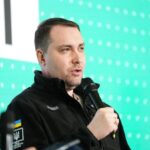 «Должны отбросить иллюзии»: Буданов назвал условия для возвращения украинцев из-за границы