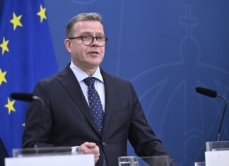 Премьер Финляндии заявил, что Киев должен предотвратить падение дронов на территории его страны