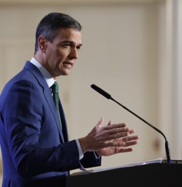 «Нет войне». Санчес хочет, чтобы ЕС разорвал Соглашение об ассоциации с Израилем