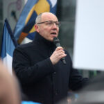 Семья Парубия судится на 15 млн грн за моральный ущерб – эквивалент сумме за гибель на фронте