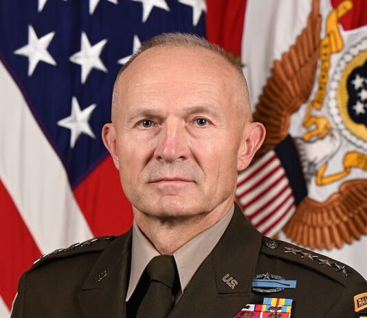 CBS: Министр обороны США попросил начальника штаба армии уйти в отставку