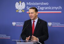 «Этого не произойдет». Польша выступает против ускоренного членства Украины в ЕС