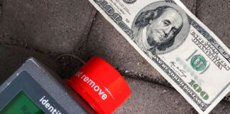 Украинку не пустили в Польшу на границе из-за радиоактивной валюты