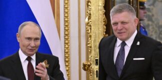 Фицо пожаловался, что две страны снова не пускают его на 9 мая в Москву