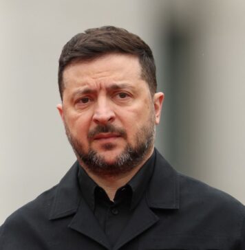 «Не заслуживает никакого смягчения санкций»: Зеленский отреагировал на ночную атаку РФ