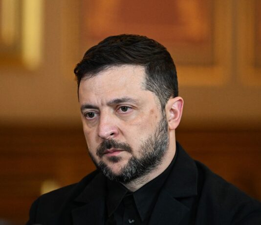 «Нужны другие сигналы»: Зеленский указал США на ответ РФ по поводу перемирия