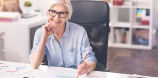 Стаж работы в России к пенсии не зачтут: в ПФУ назвали причину