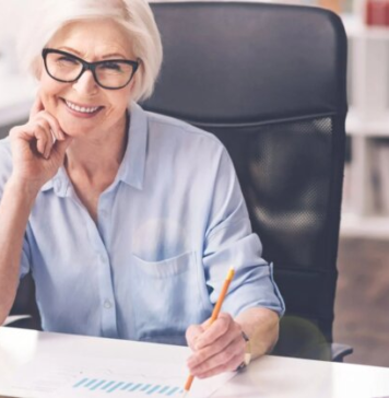 Стаж работы в России к пенсии не зачтут: в ПФУ назвали причину