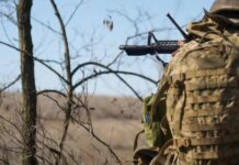 1498 г. день полномасштабной войны. РФ ударила по Новой почте в Луцке. В оккупированном Крыму вражеский самолет врезался в скалу