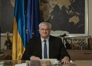 Украинцам снова можно ехать в Венгрию: МИД отменил ограничение