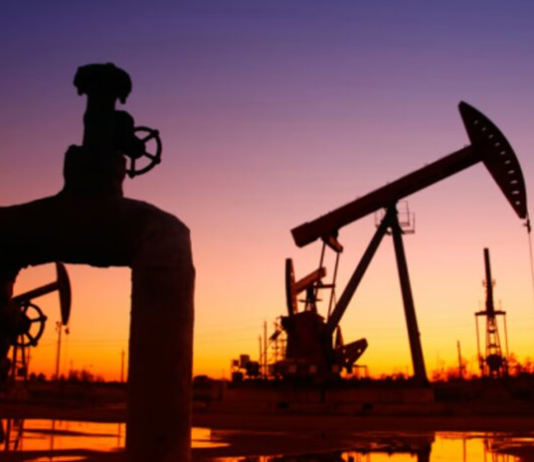 Нефтяные доходы не спасут «отца русской демократии» — Устенко