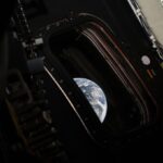 Artemis II уже на полпути к Луне: NASA показало впечатляющие фото Земли