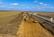 Трассу через оккупированный Мариуполь строят как «коридор в Крым»