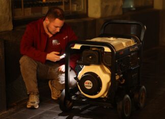 Будут выключать свет утром и вечером, но не у всех: у кого не будет электричества 8 апреля