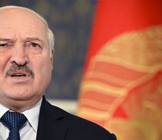 Эксперт объяснил «венесуэльский» намек Зеленского для Лукашенко