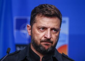 Украина выяснит у команды Трампа детали предложения РФ о «перемирии» на 9 мая, — Зеленский
