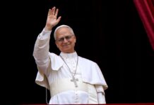 Папа Лев II заявил об отходе Католической церкви от акцента на ЛГБТ и однополые браки