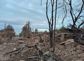 Россияне сбросили авиабомбу на Славянск, — ВИДЕО