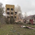 Россияне сбросила авиабомбу на центр Славянска, — ФОТО