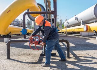 Подготовка к зиме «на паузе»: Украина меняет планы закупки газа из-за войны в Иране