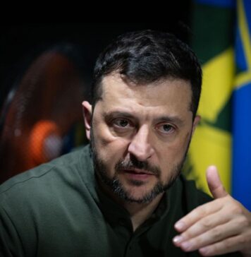 Готовится к большой мобилизации? Зеленский рассказал, зачем Путин ограничивает соцсети