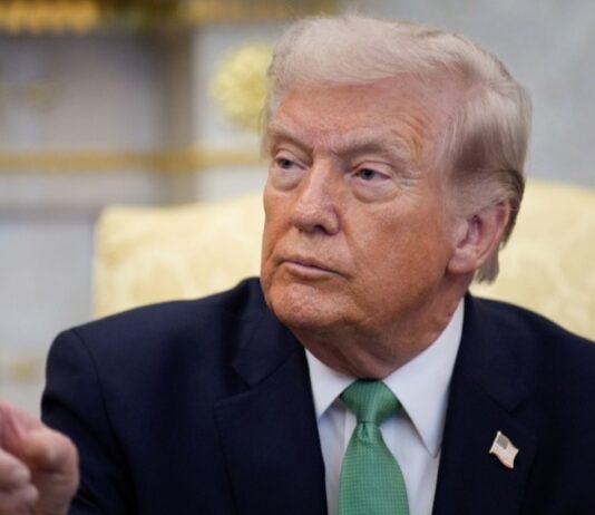 Трамп дал ЕС два месяца на заключение торговой сделки и пригрозил новыми пошлинами