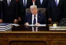 Трамп объявил операцию «Проект Свободы» в Ормузском проливе. Иран ответил предупреждением