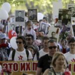 «Бессмертный полк», но украинский». Источник в разведке рассказал об изменении в тактике РФ в Европе