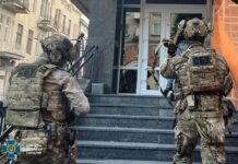 В управліннях поліції, де керівництво викрили на хабарях, розпочато комплексні перевірки