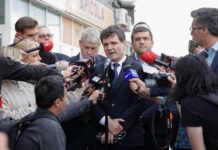 Президент Румунії припустив, що дрон могла підбити українська ППО. Але визнав – провина на РФ
