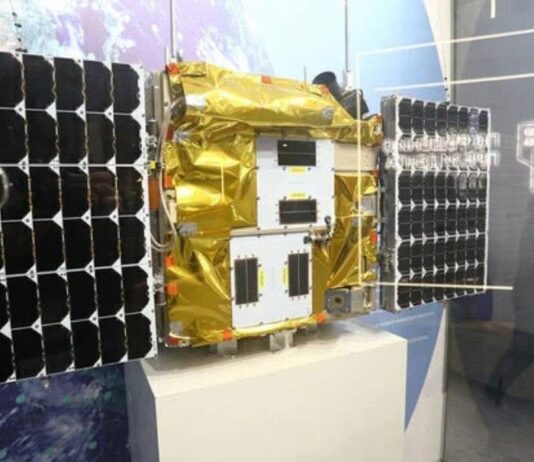 Росія розгортає свій аналог Starlink, ознак військового використання немає – Флеш