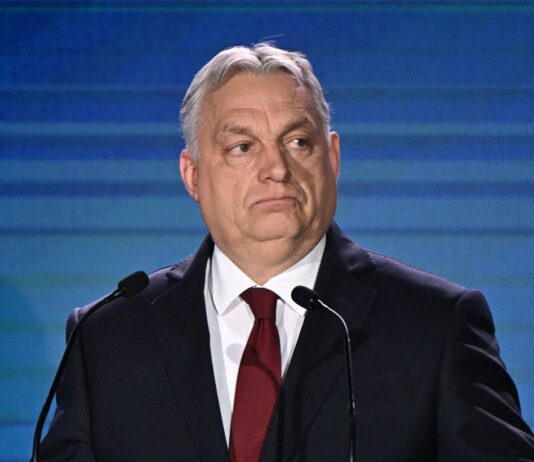 Орбану ищут «теплое место» в ООН, чтобы спрятать от суда, — СМИ