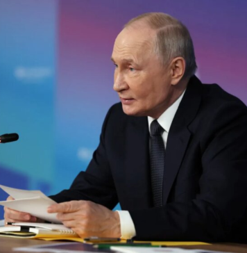 WSJ: скромный парад Путина указал на перелом в войне с Украиной