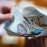 Выплаты до 20 тысяч гривен: кому из украинцев начислят максимальные пенсии