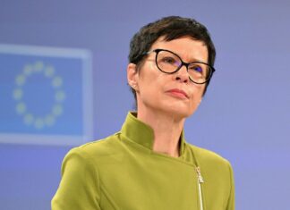 Еще одна страна приблизилась к статусу кандидата на вступление в ЕС, но есть нюанс