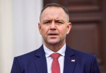 Неизвестные вызвали пожарных к дому Навроцкого: в деле ищут иностранный след