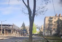 Краматорск в трауре: по меньшей мере 6 погибших и 13 раненых после российского удара по центру города, — ФОТО
